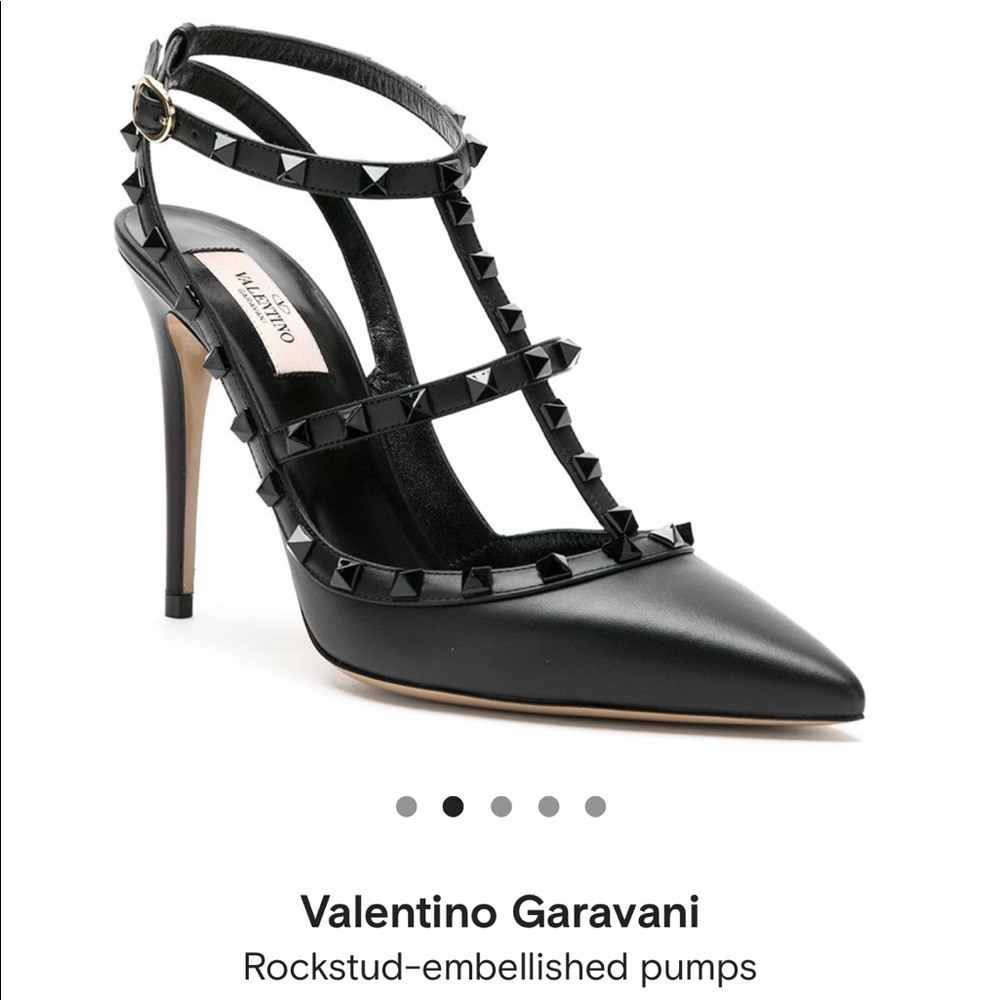 Valentino rockstud embellished pumps (ORIGINAL)